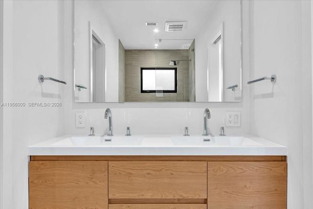 806 Medina Ave, Coral Gables, FL 33134