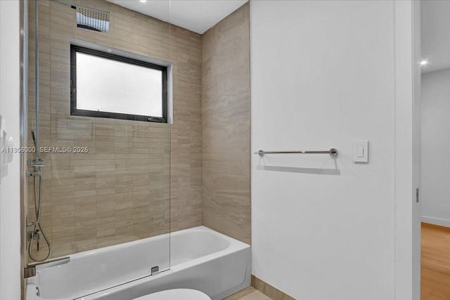 806 Medina Ave, Coral Gables, FL 33134