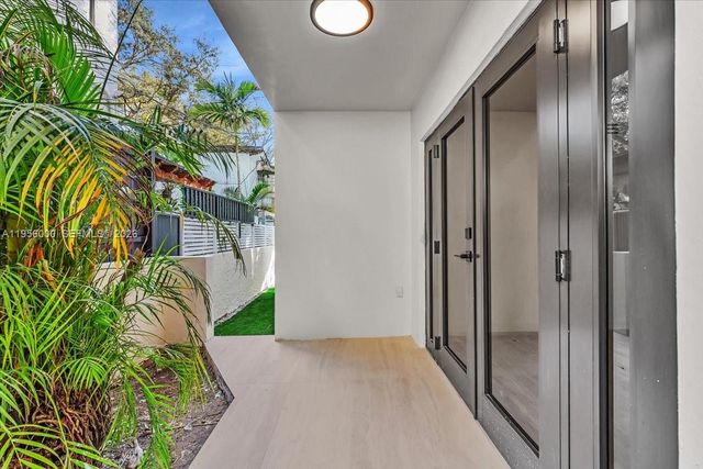 806 Medina Ave, Coral Gables, FL 33134