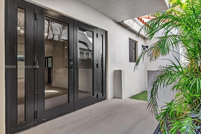 806 Medina Ave, Coral Gables, FL 33134