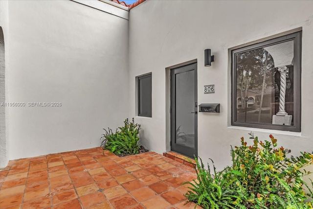 806 Medina Ave, Coral Gables, FL 33134