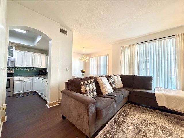 8964 W Flagler Street 107, Miami, FL 33174