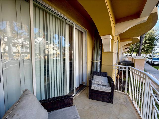 8964 W Flagler Street 107, Miami, FL 33174