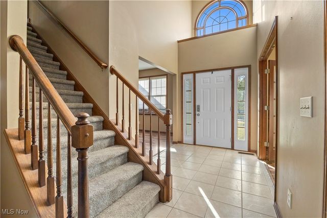 1095 Arrowhead Drive, Vermilion, OH 44089