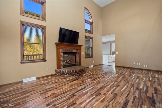 1095 Arrowhead Drive, Vermilion, OH 44089