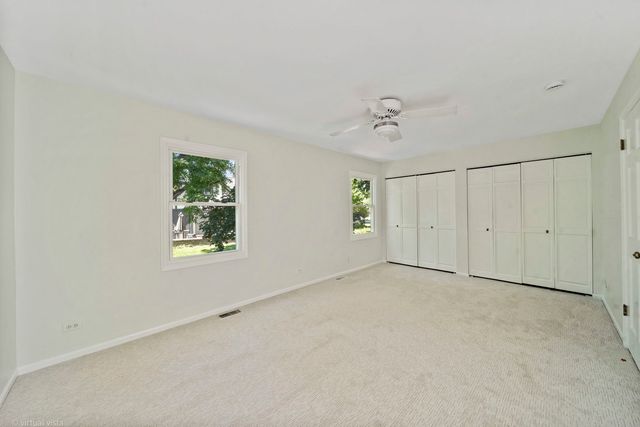 2656 Bloomfield Drive, Lisle, IL 60532