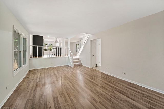 2656 Bloomfield Drive, Lisle, IL 60532