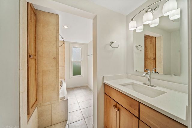 2656 Bloomfield Drive, Lisle, IL 60532