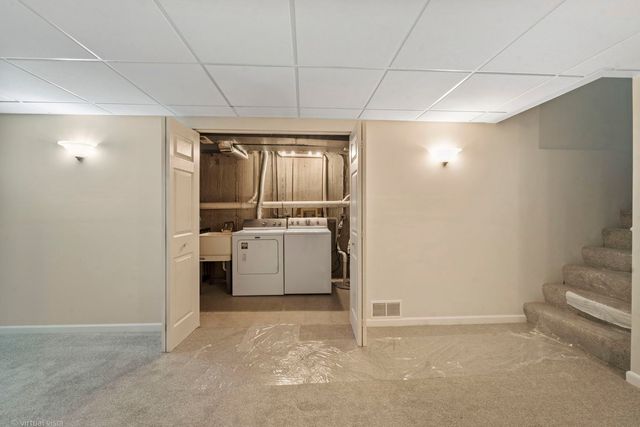 2656 Bloomfield Drive, Lisle, IL 60532