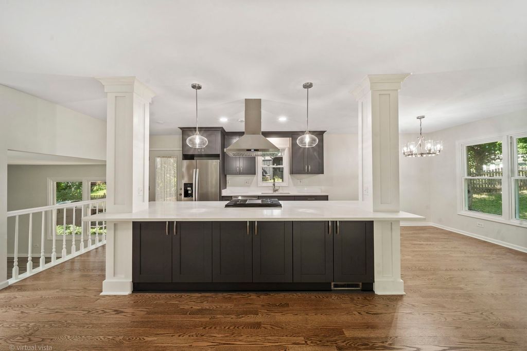 2656 Bloomfield Drive, Lisle, IL 60532 — photo 3