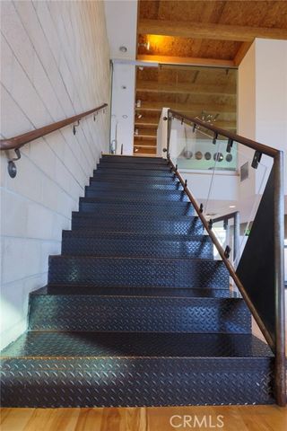 6615 Melrose Ave, Los Angeles, CA 90038