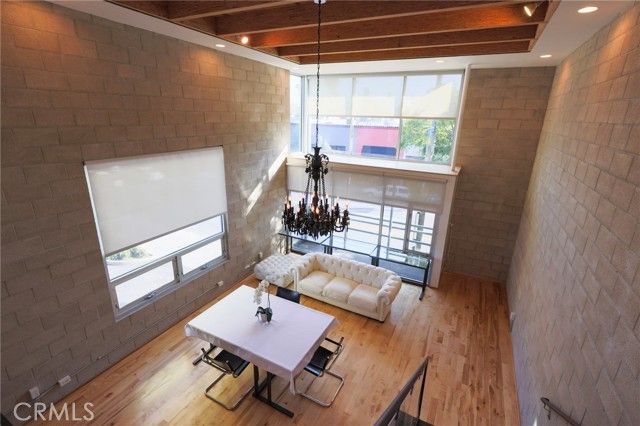 6615 Melrose Ave, Los Angeles, CA 90038