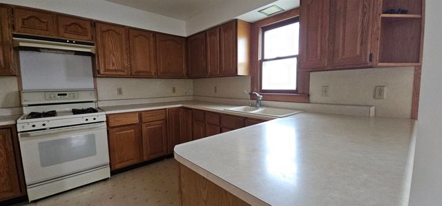 106 S Valley, West Branch Twp, MI 48661