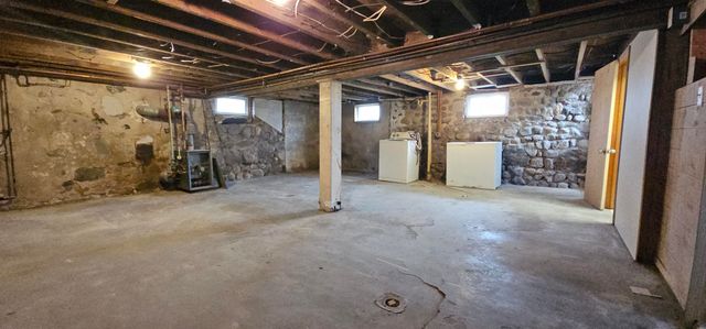 106 S Valley, West Branch Twp, MI 48661