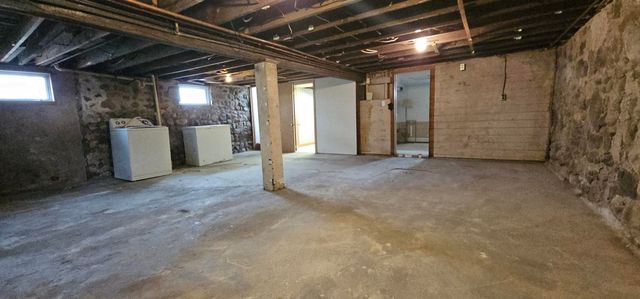 106 S Valley, West Branch Twp, MI 48661