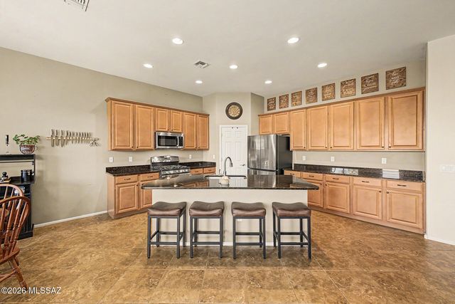 14290 N Arrowpoint Ash Avenue, Marana, AZ 85658