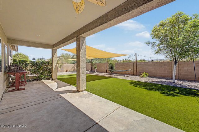 14290 N Arrowpoint Ash Avenue, Marana, AZ 85658
