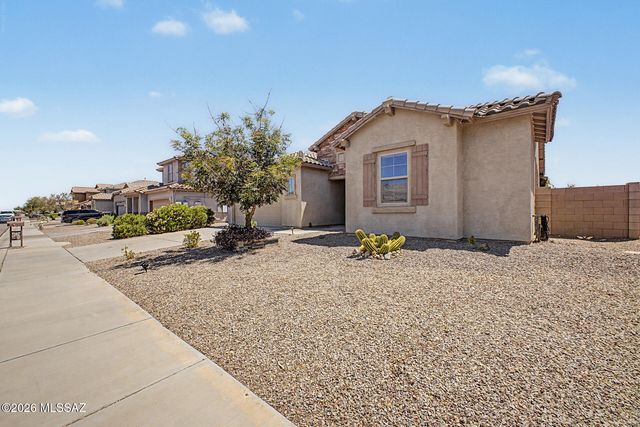 14290 N Arrowpoint Ash Avenue, Marana, AZ 85658