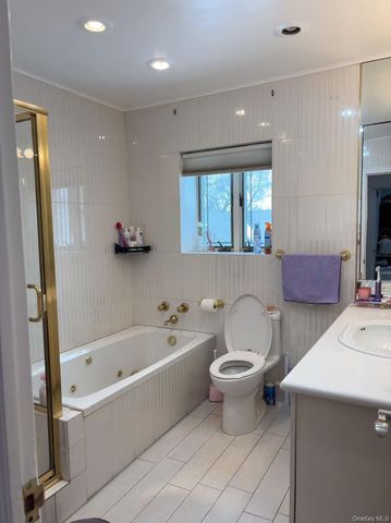 7547 193rd Street, Fresh Meadows, NY 11366