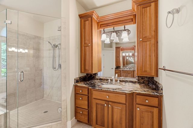 1505 E Legacy Ln, Spokane, WA 99208