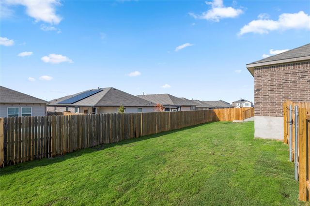 120 Mayacama LOOP, San Marcos, TX 78666