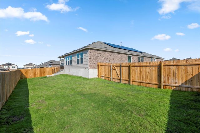 120 Mayacama LOOP, San Marcos, TX 78666