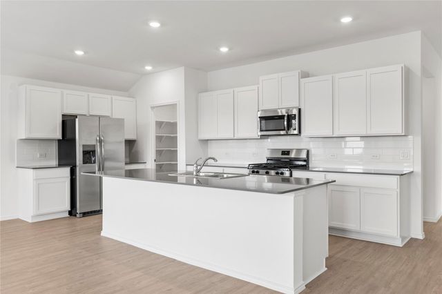 120 Mayacama LOOP, San Marcos, TX 78666
