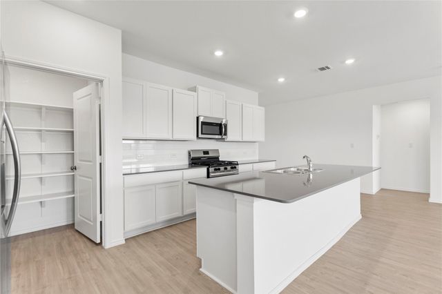 120 Mayacama LOOP, San Marcos, TX 78666