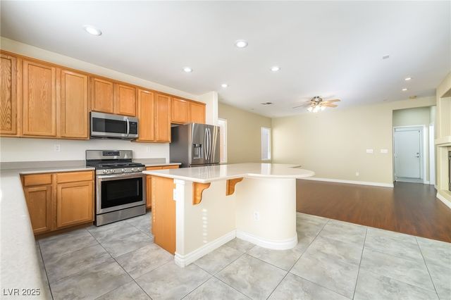 9123 Weeping Hollow Avenue, Las Vegas, NV 89178