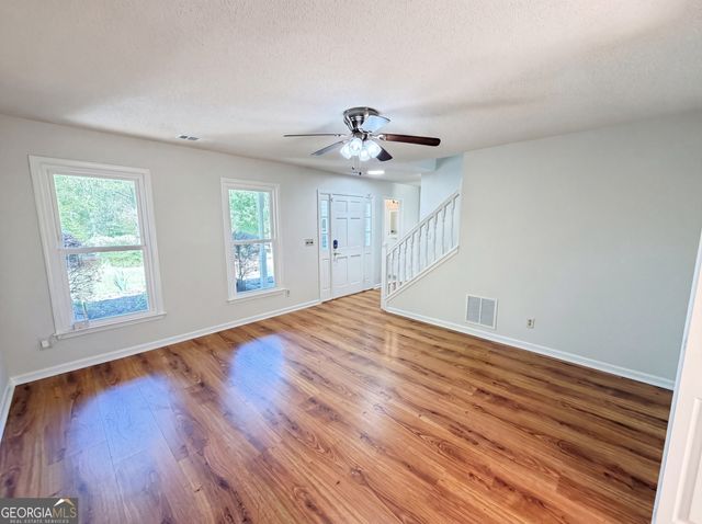 1197 Parkwood Chase NW, Acworth, GA 30102