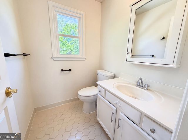 1197 Parkwood Chase NW, Acworth, GA 30102