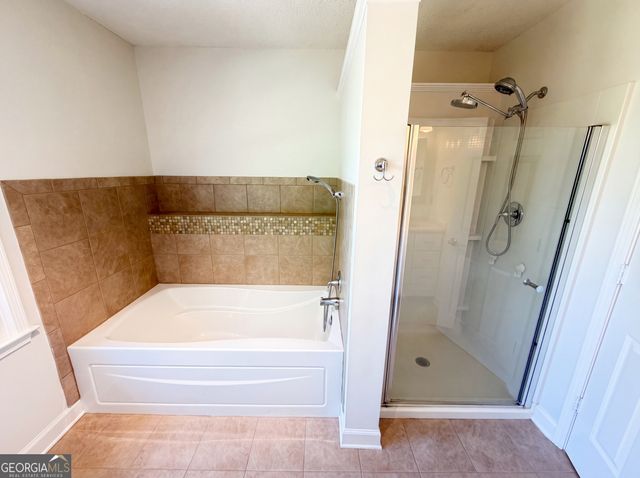 1197 Parkwood Chase NW, Acworth, GA 30102
