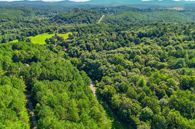 114 Hideaway Trail, Copperhill, TN 37317