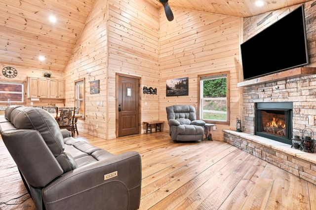 114 Hideaway Trail, Copperhill, TN 37317