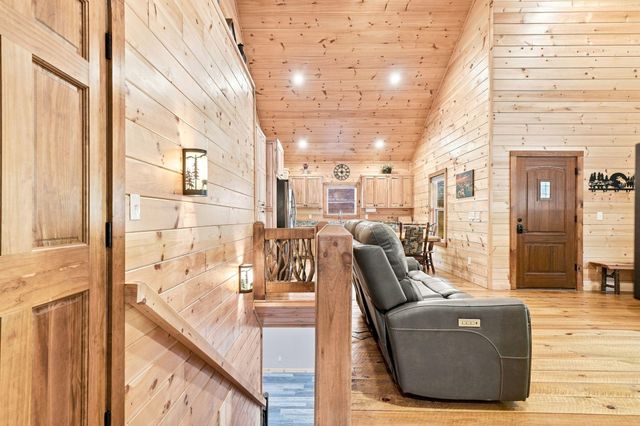 114 Hideaway Trail, Copperhill, TN 37317