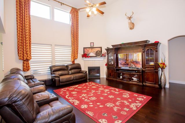 1002 Nail Lane, Euless, TX 76040
