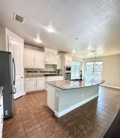 1002 Nail Lane, Euless, TX 76040