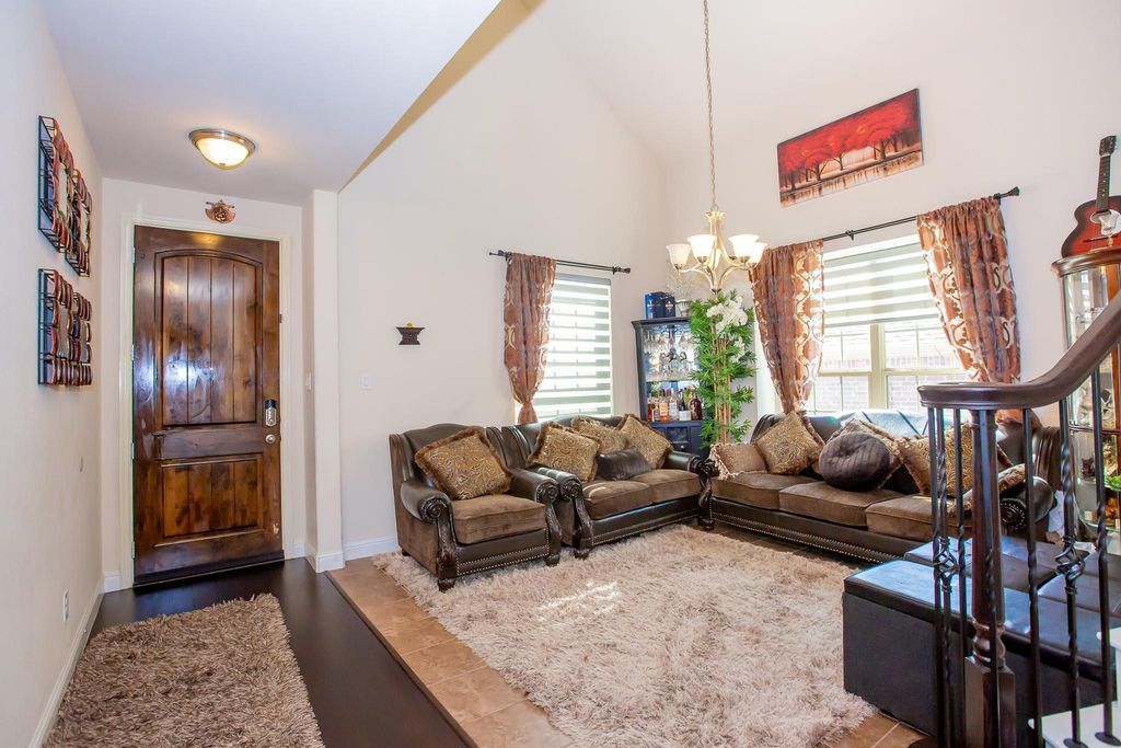 1002 Nail Lane, Euless, TX 76040 — photo 5