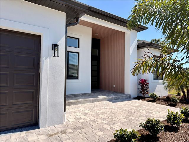 210 TOURNAMENT ROAD, Rotonda West, FL 33947