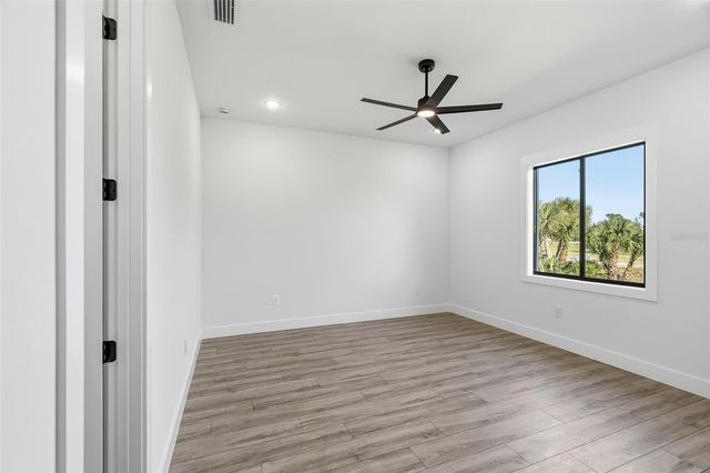 210 TOURNAMENT ROAD, Rotonda West, FL 33947