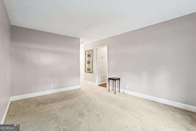 2955 SE Torreya Way SE, Marietta, GA 30067