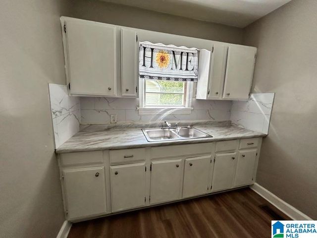 708 RUTLEDGE DRIVE, Midfield, AL 35228