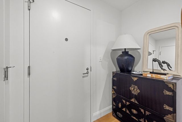 9 W Broadway 117, Boston, MA 02127