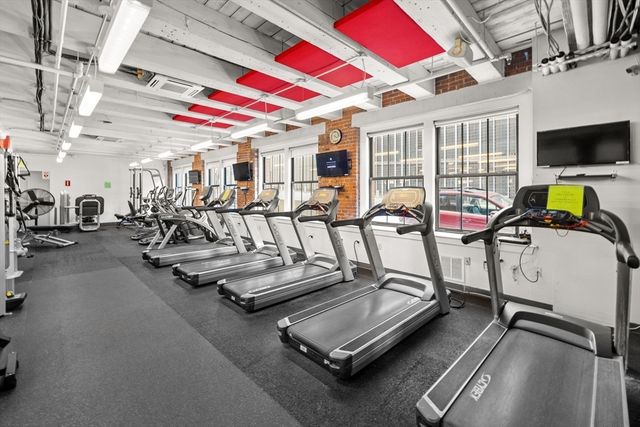 9 W Broadway 117, Boston, MA 02127