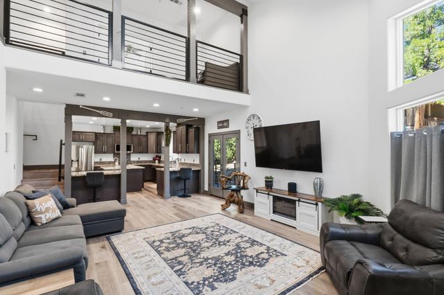 53976 Dogwood Creek Drive, Bass Lake, CA 93604