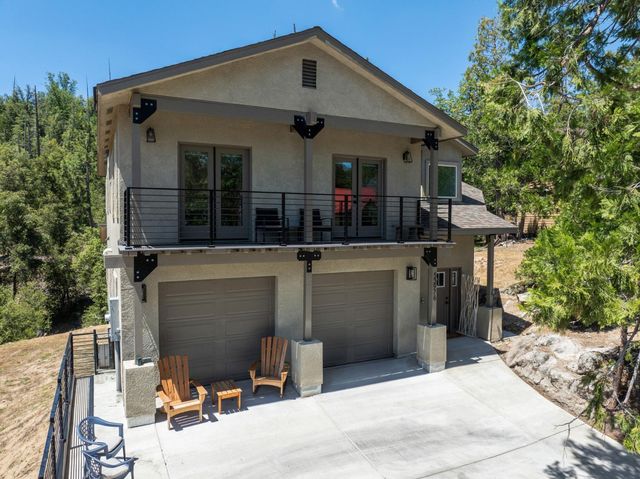 53976 Dogwood Creek Drive, Bass Lake, CA 93604