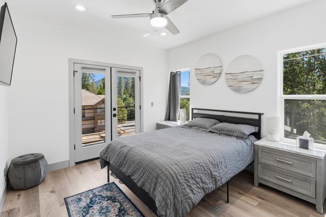 53976 Dogwood Creek Drive, Bass Lake, CA 93604