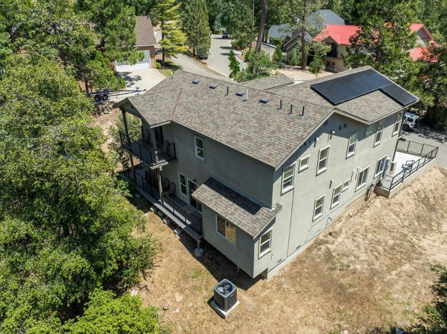 53976 Dogwood Creek Drive, Bass Lake, CA 93604