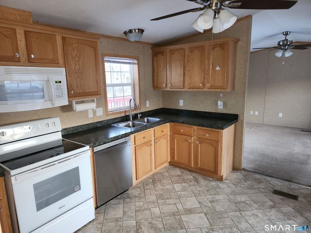 46 Kenosia Avenue 30, Danbury, CT 06810