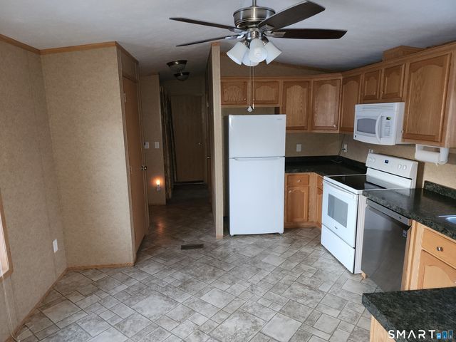 46 Kenosia Avenue 30, Danbury, CT 06810